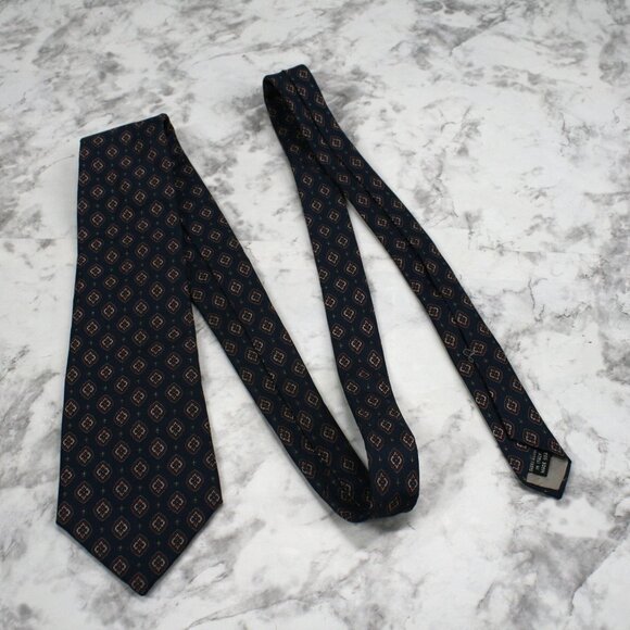 VINTAGE CHRISTIAN DIOR Neck Tie Diamond Mandala Blue Red Luxury Necktie - Picture 2 of 11